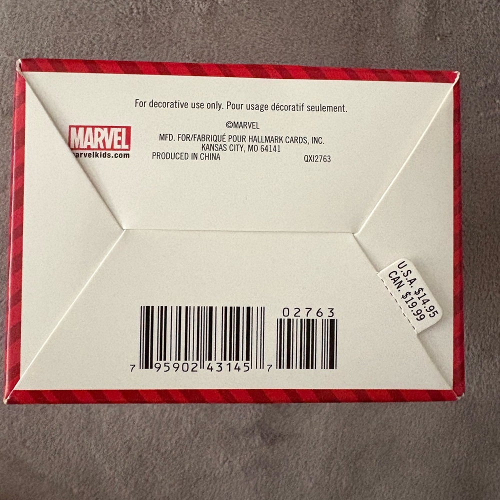 Hallmark Keepsake Spider-Man 2 Ornament 'Web-Slinging Wonder' - Picture 8 of 9